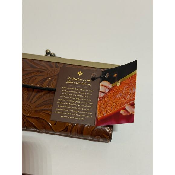 👜NWT Patricia Nash Leather Wallet Large Brown Vintage Clasp Handcrafted Embossed - Picture 8 of 12